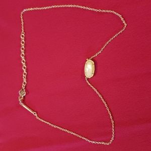 Kendra Scott necklace